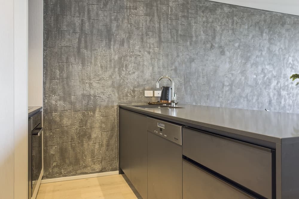 Laid back living with city views