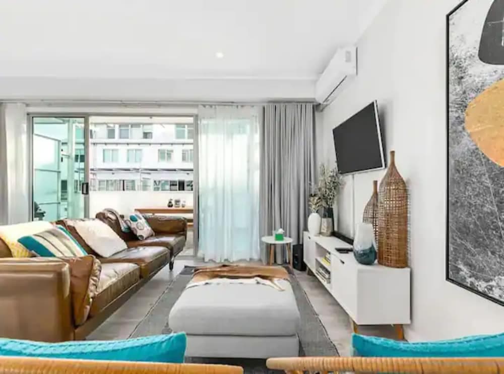 Relaxing Gorgeous Princes Wharf Apartment W/ Ac