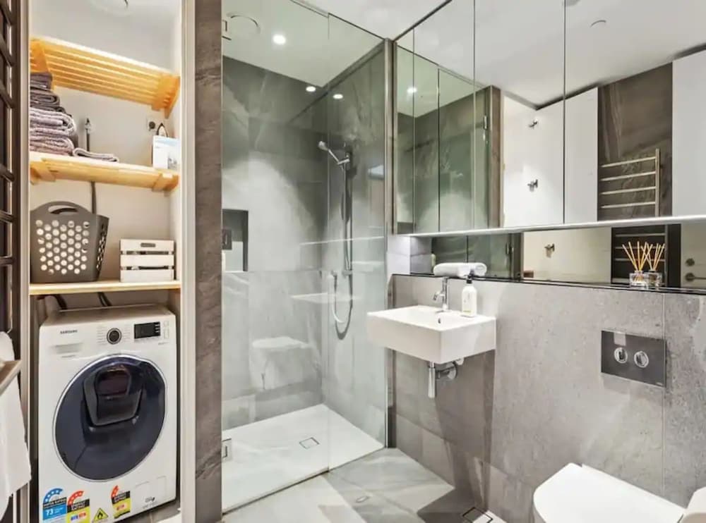 Modern Studio in Wynyard Quarter by Zodiak Stays