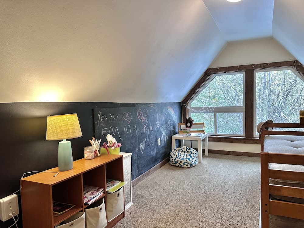 Trobele 3 Bedroom Home by NW Comfy Cabins by RedAwning