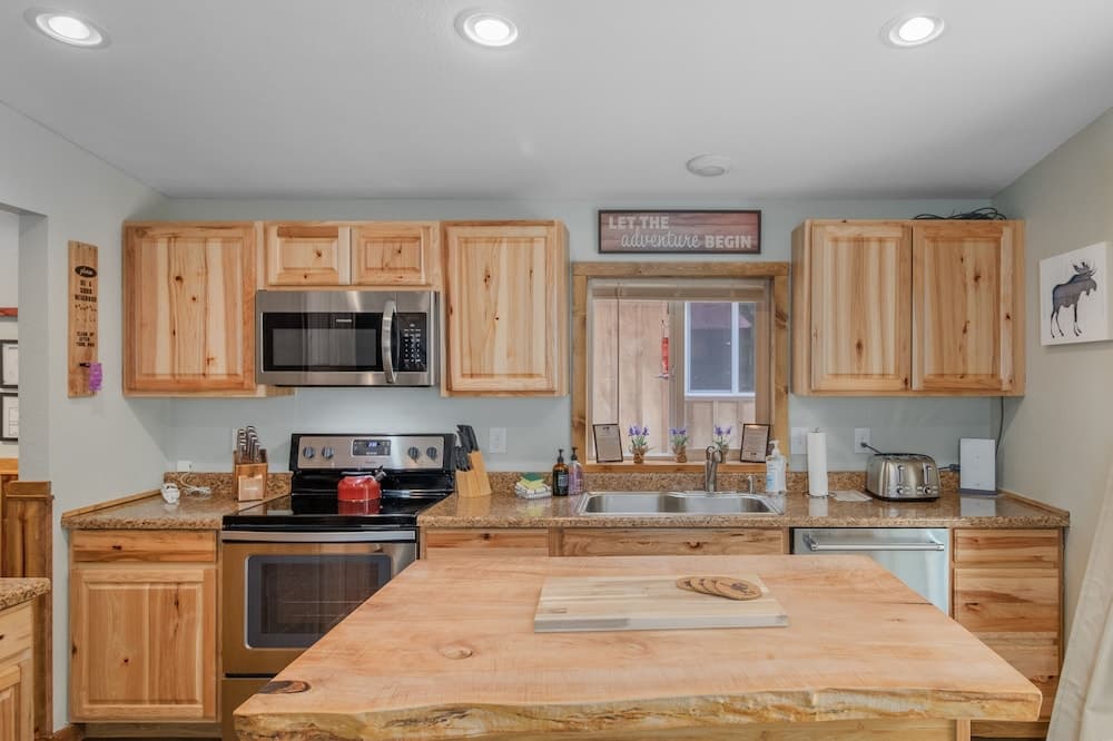 Bigfoot Base Camp 2 Bedroom Home by Redawning