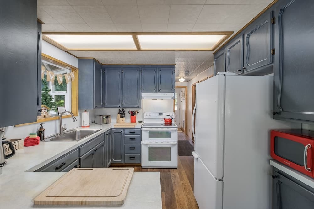 Chiwawa River Chalet 3 Bedroom Home by NW Comfy Cabins by RedAwning