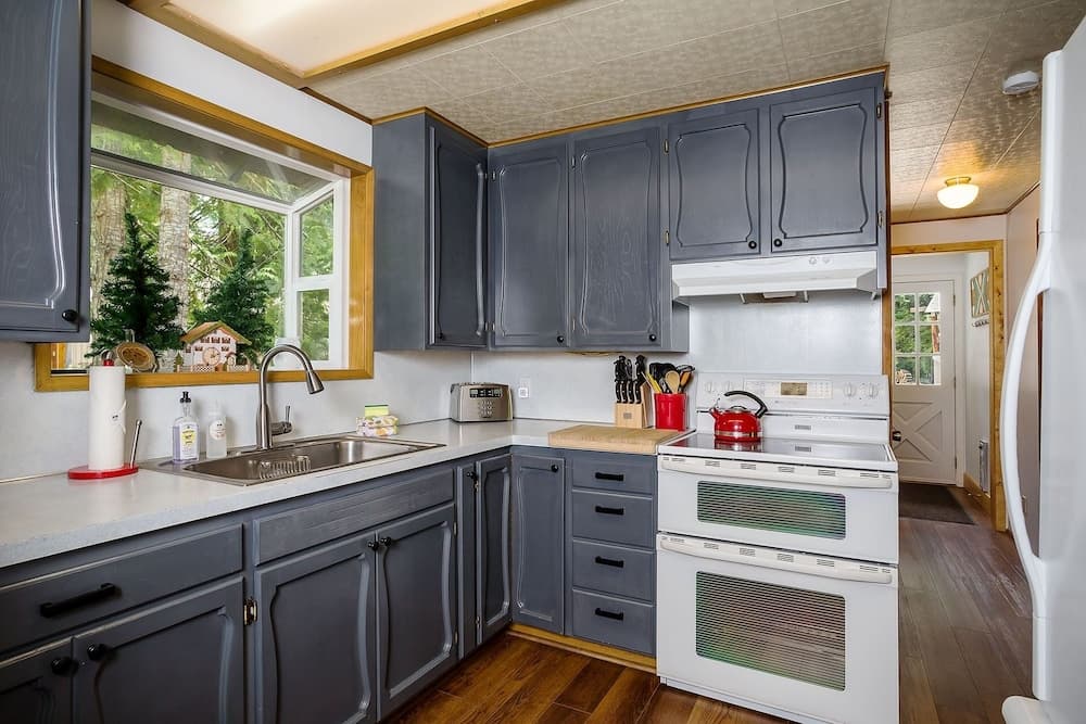 Chiwawa River Chalet 3 Bedroom Home by NW Comfy Cabins by RedAwning