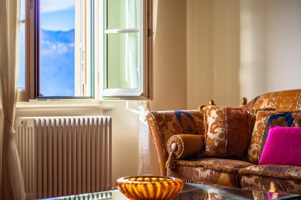 Easy Welcome Aglaia Luxury Lake View Apartment