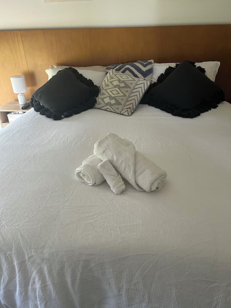 Lovely 1 Bedroom Holiday Apartment