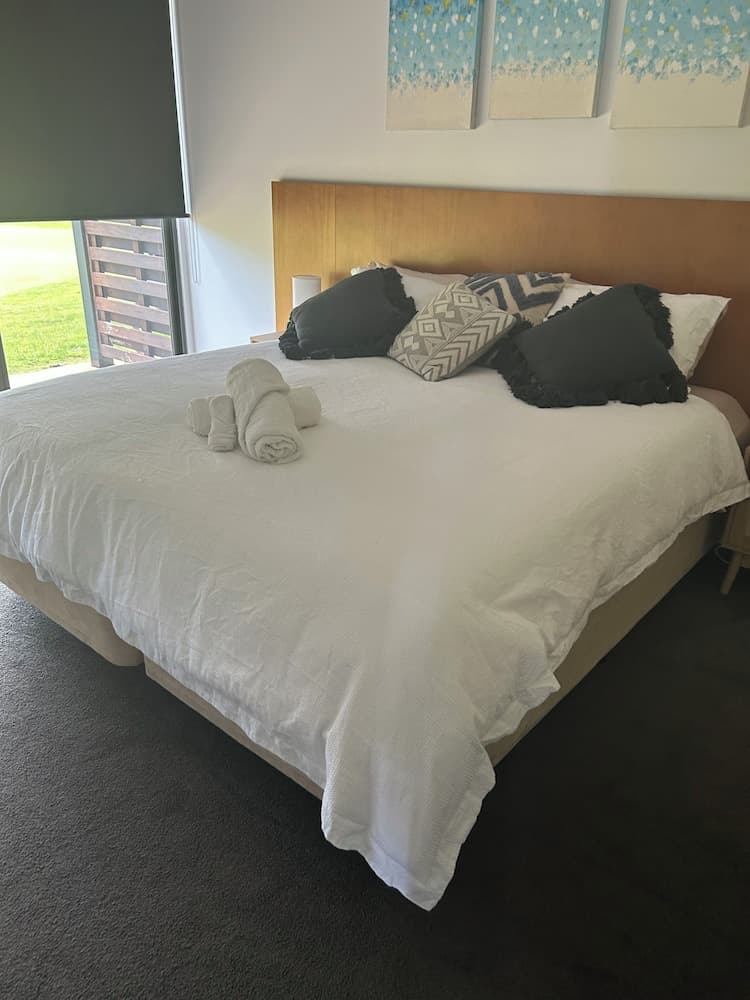 Lovely 1 Bedroom Holiday Apartment