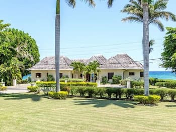 Sunny Vacation Villa 21