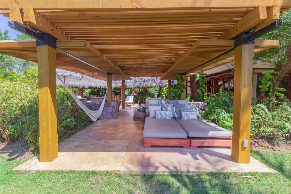 Sunny Vacation Villa 45