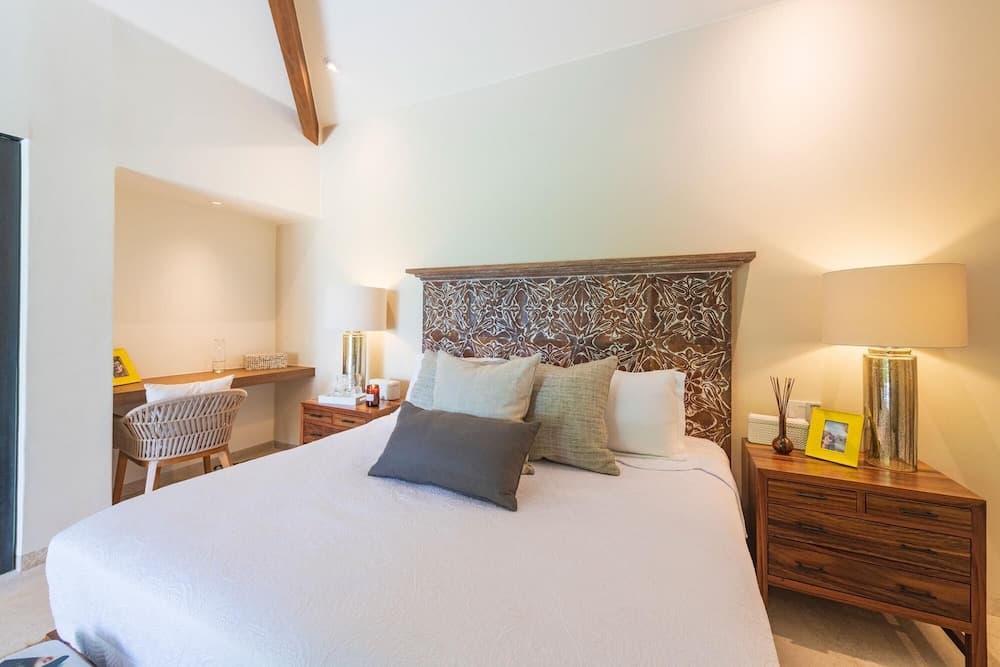 Sunny Vacation Villa 57