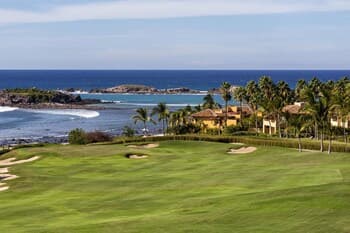 Sunny Vacation Condo 5