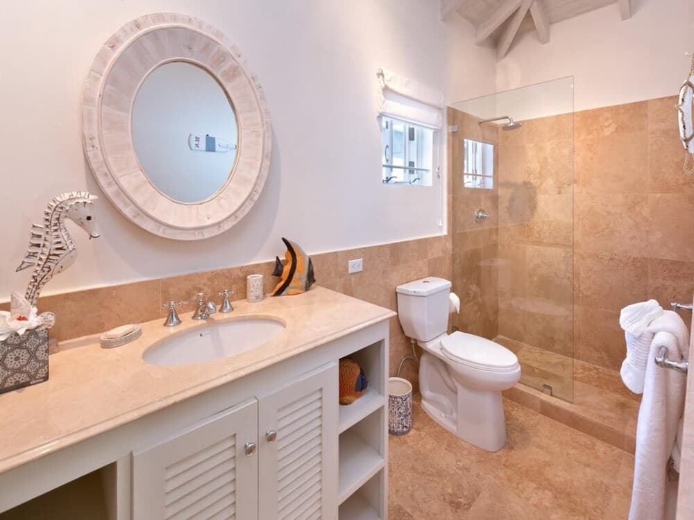 Sunny Vacation Villa 19