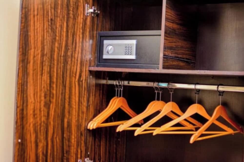 Ughelli Wetland Hotel