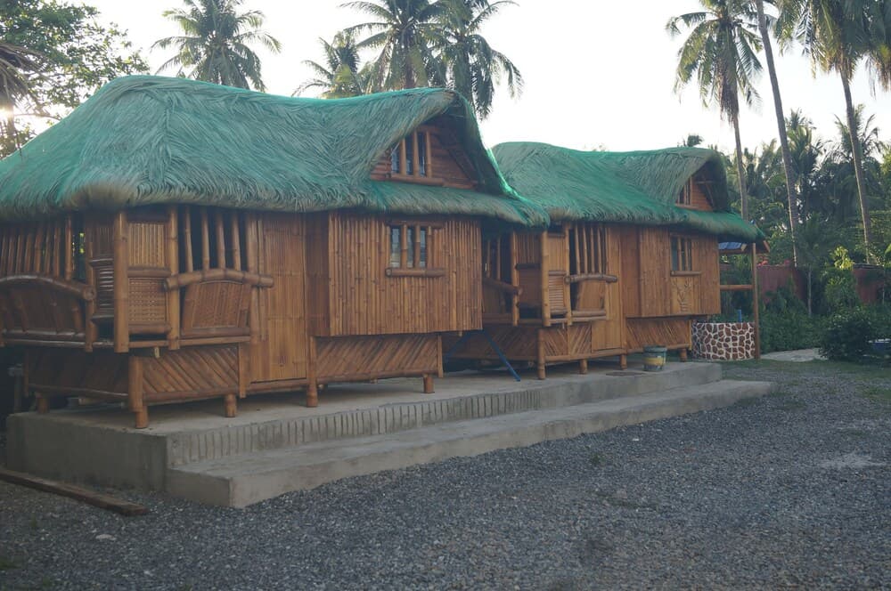 Hana-Natsu Resorts Pool & Hotel