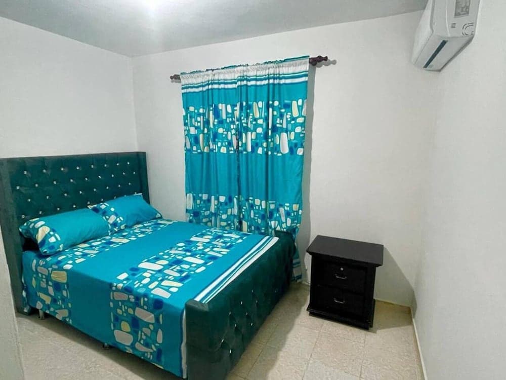Casa de 3 Abitaciones Santo Domingo Oeste