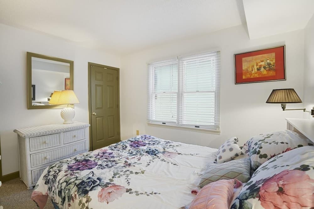 Surf Crest 103 1 Bedroom Condo by RedAwning