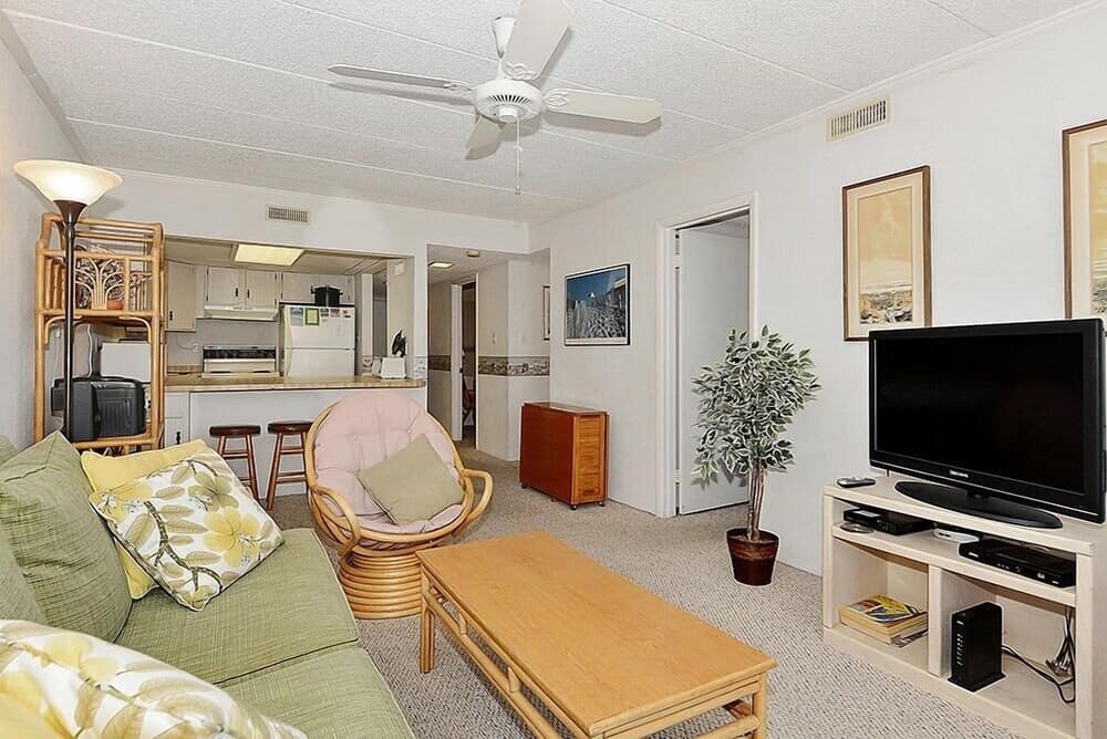 Bonaire 404 2 Bedroom Condo by RedAwning