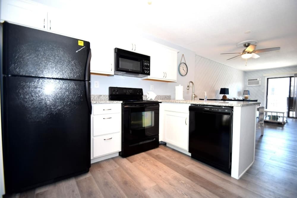 Harbour Bay 34 2 Bedroom Townhouse by RedAwning