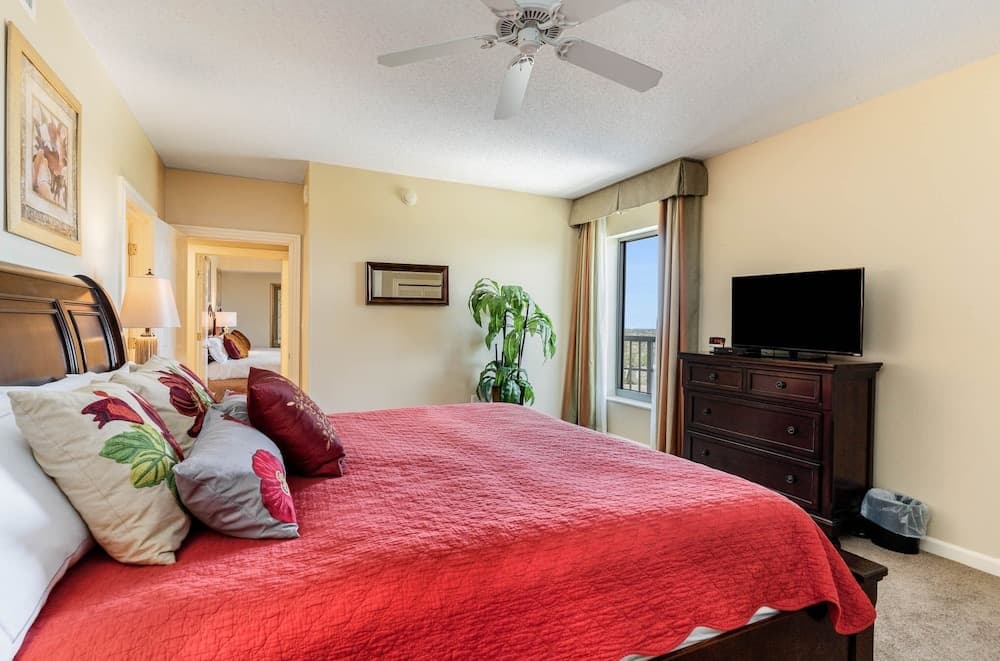 Ocean View 3 Bedroom Unit #1607 Royale Palms 3 Condo