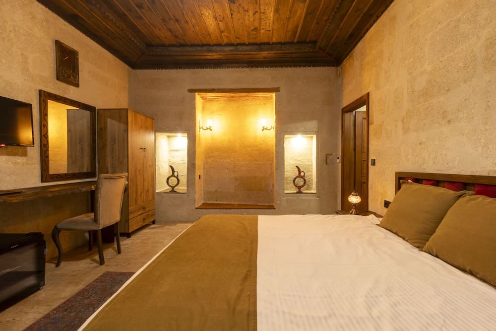 Uzay Cave Suite Hotel
