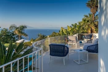 Villa Azzurra - by Elite Villas