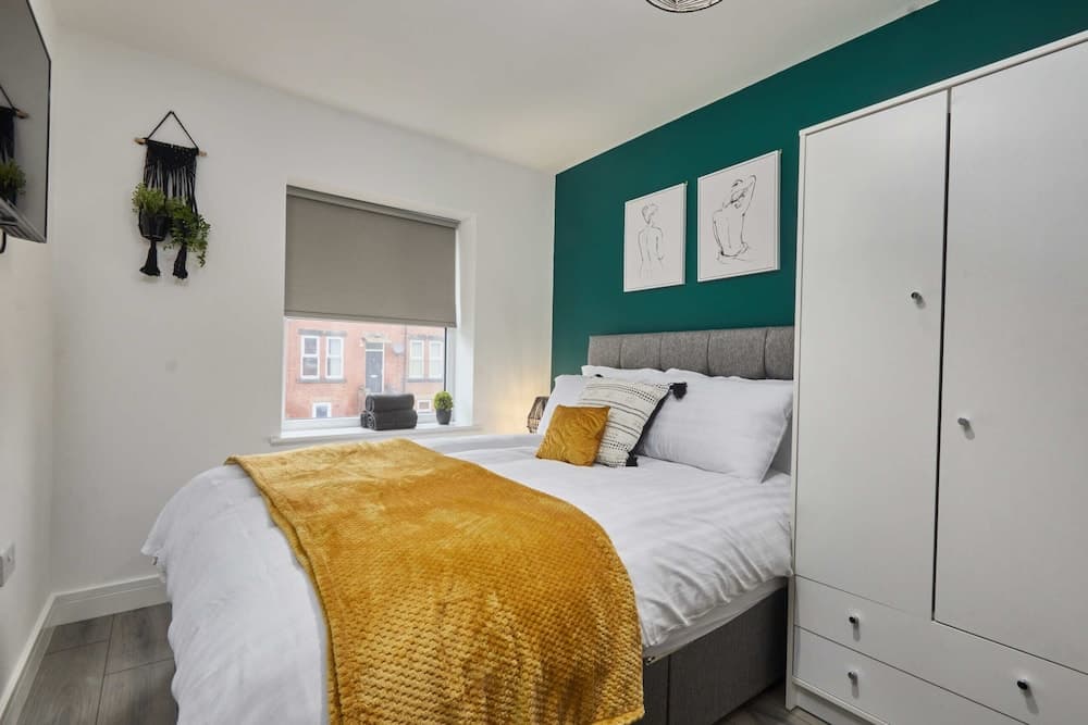 Homebird Property - Salisbury House