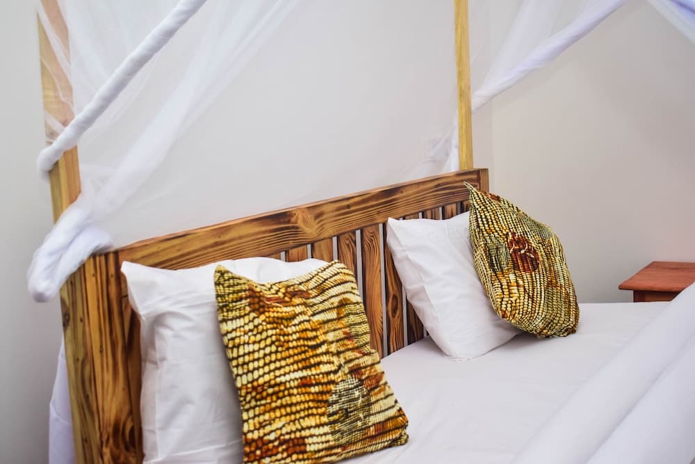 Uhuru House and Restaurant