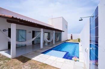 Maravilhosa Casa Rio com 3 Quartos