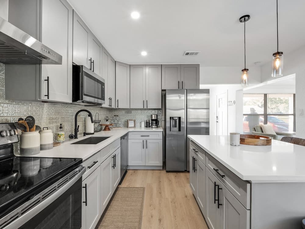 Winter In Clearwater 3 Bedroom Home by Redawning