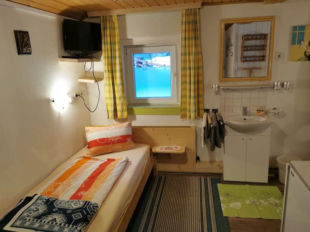 Apartment in Hippach With Mountain Views