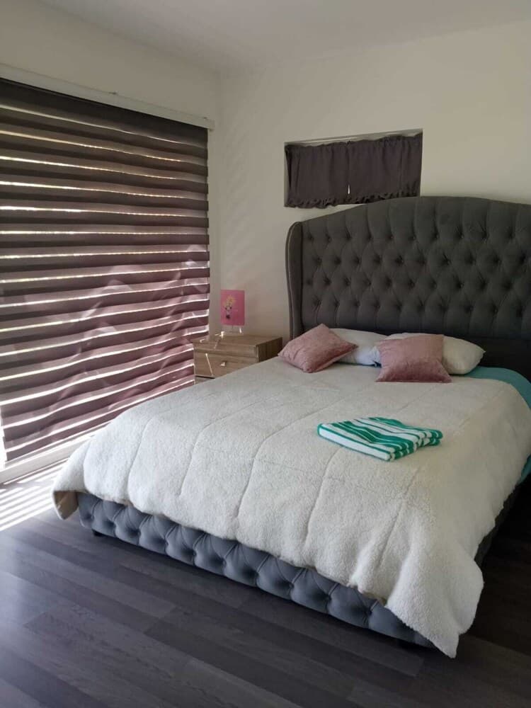 Hermosa Gran Casa con Piscina en Olmue