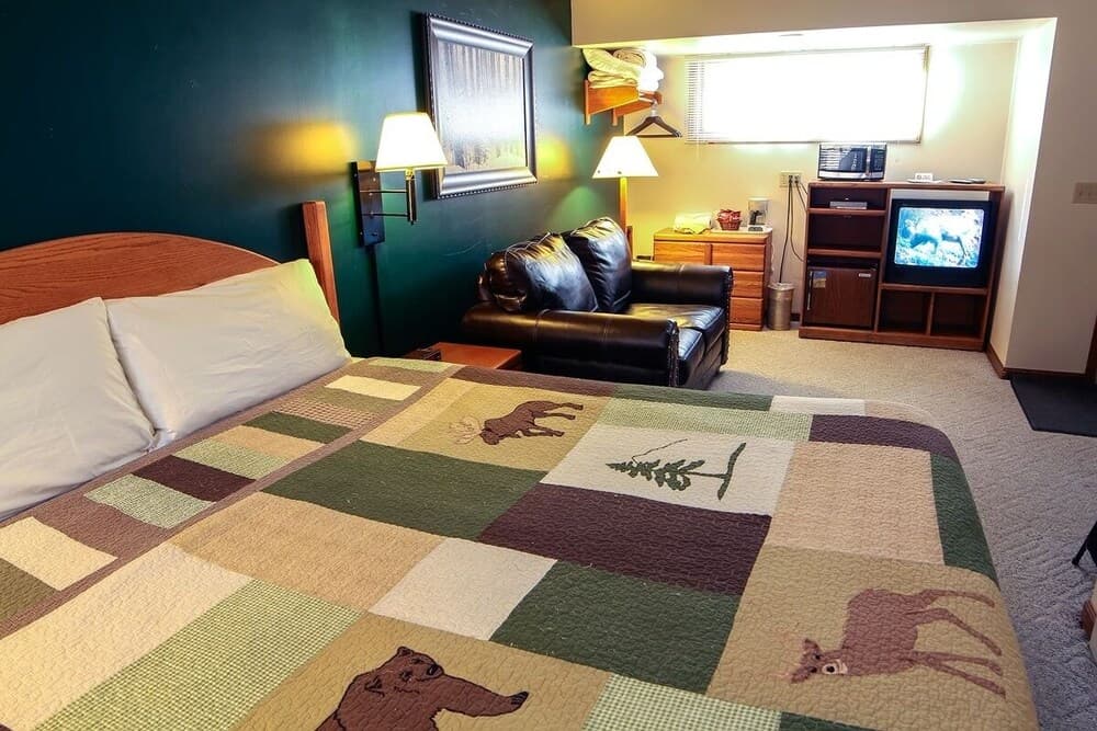 Sunnyside Knoll by Rocky Mountain Resorts