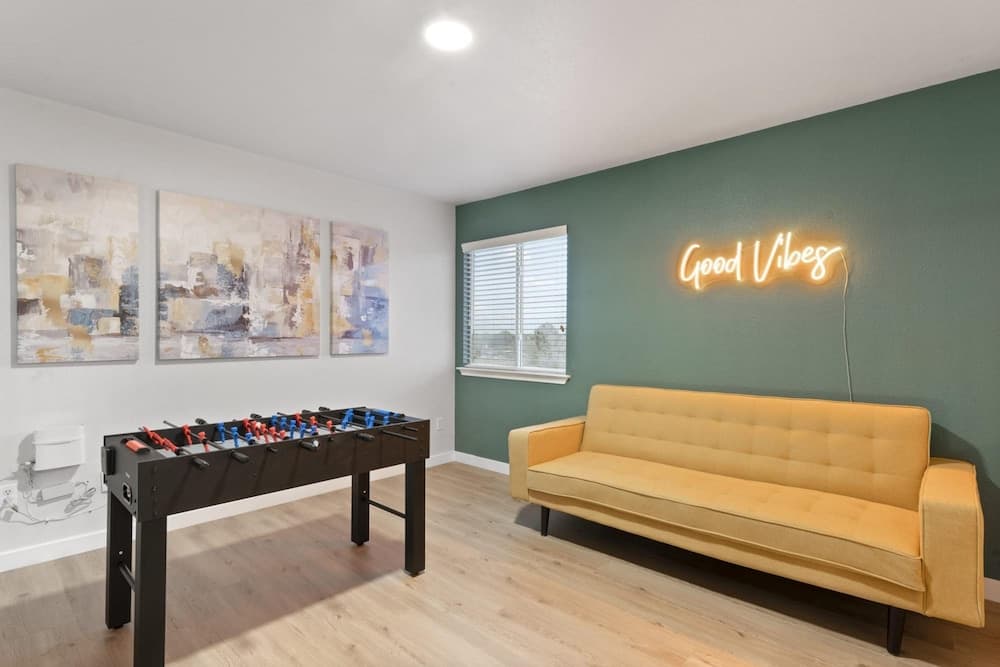 Remote Work Friendly King Beds Fast Wifi 3BR