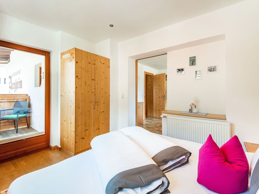 Nice Apartment in Umhausen With a Terrace