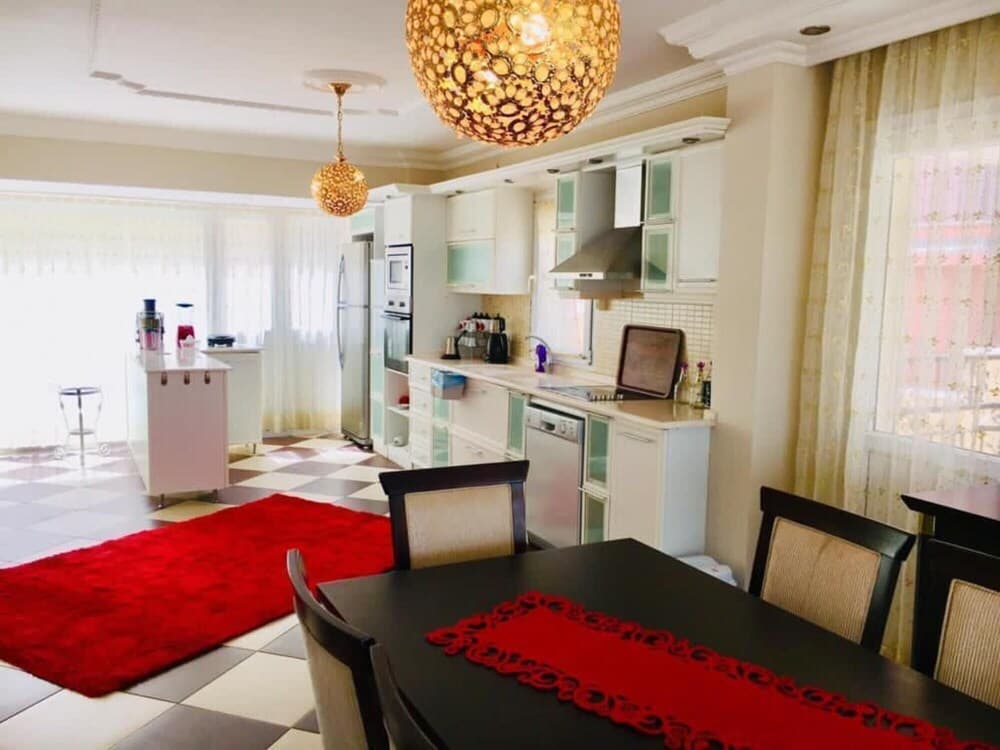 Luxury Villa With Private Pool in Kusadasi