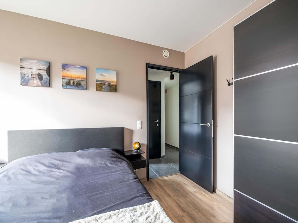 Cosy Apartment in Oostende With Private Terrace