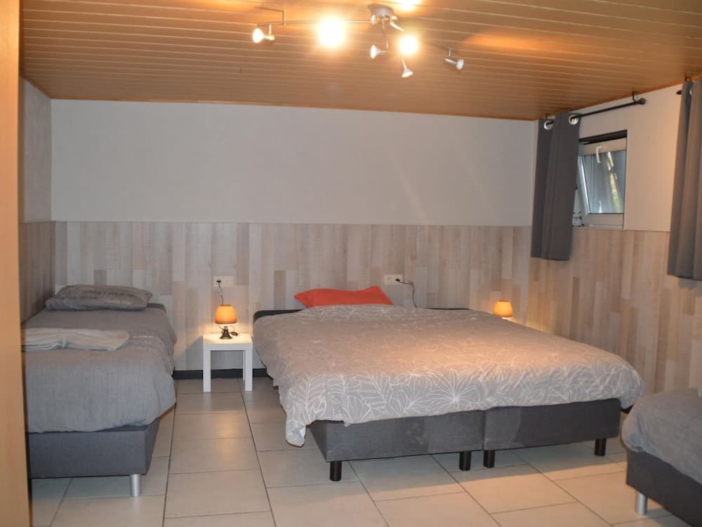 Verviers Villa With Sauna