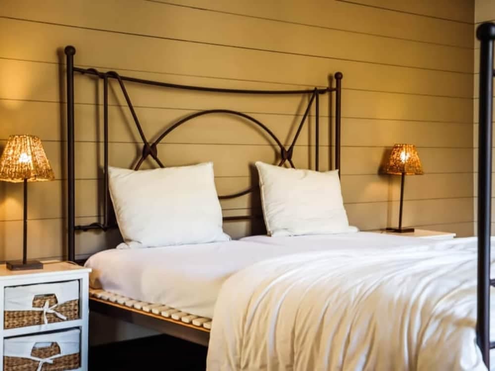 Modern Holiday Home in Hastiere With Sauna