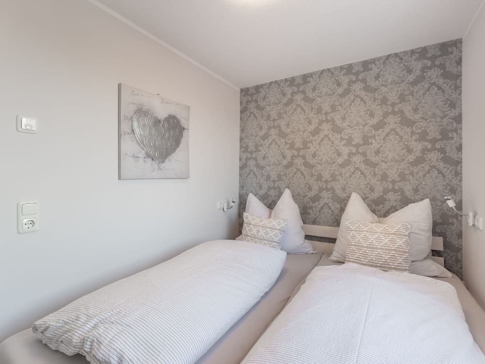 Holiday Home on the Mountain With Views