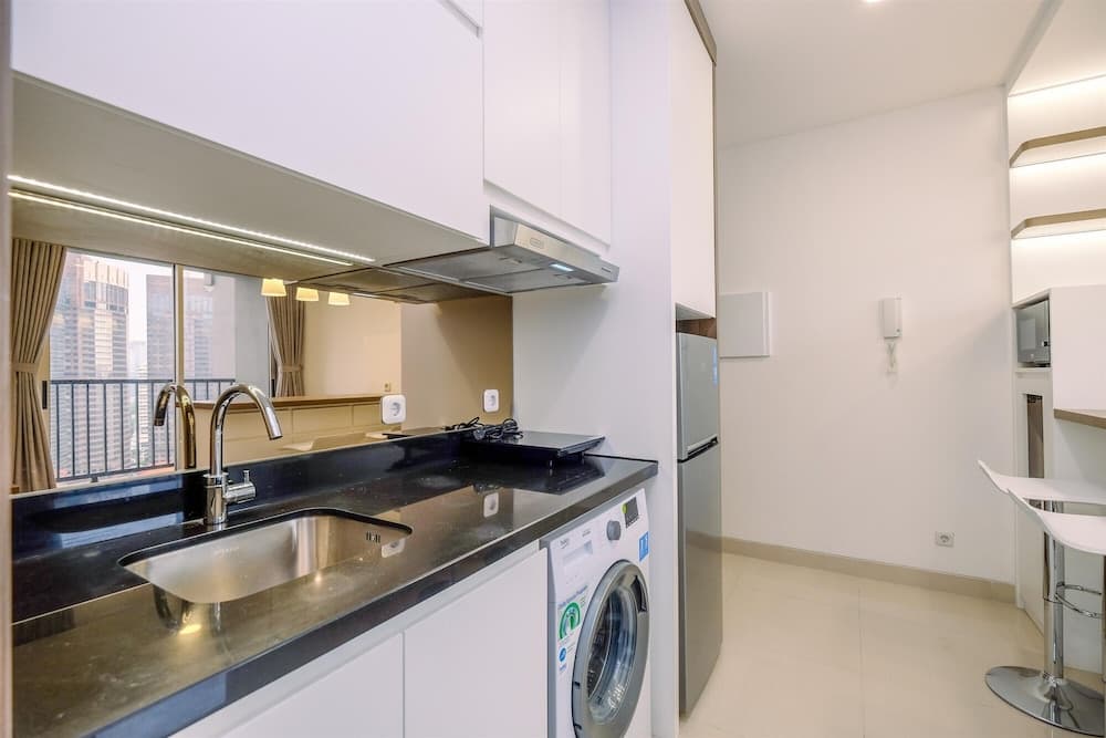 Stunning And Cozy 1Br Apartment At Ciputra World 2