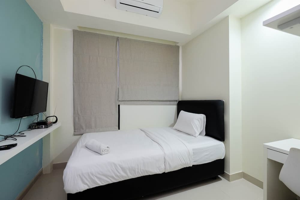 Combined 3Br Apartment Without Living Room At Evenciio Margonda