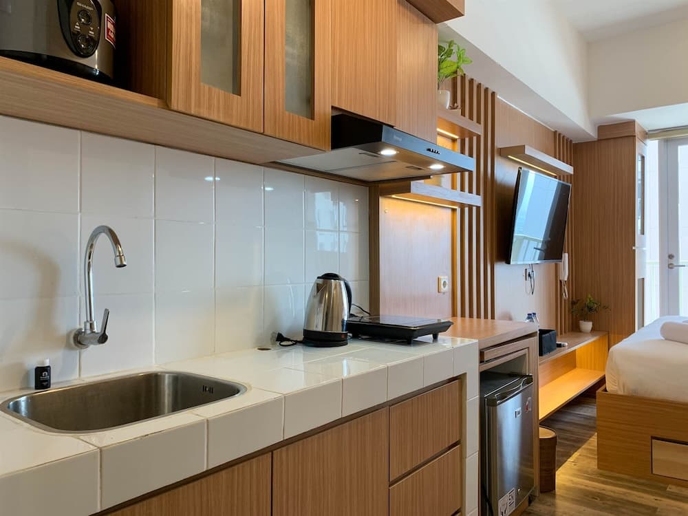 Homey Living Studio Apartment Tokyo Riverside Pik 2