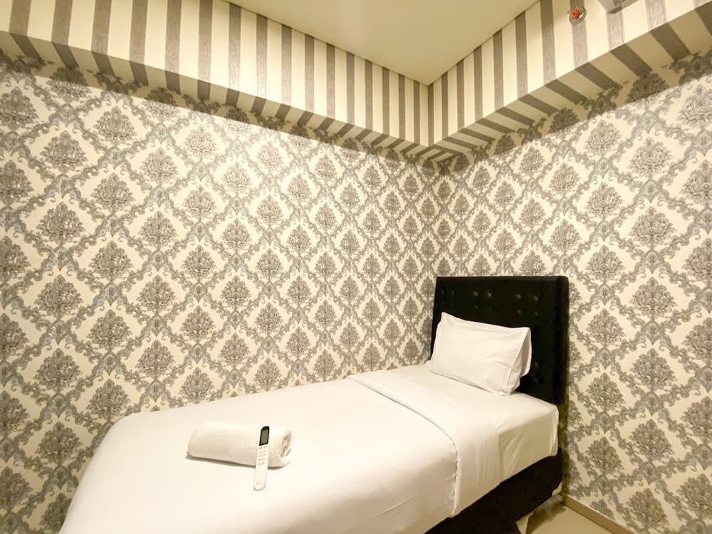 Great Choice And Cozy 2Br Meikarta Apartment