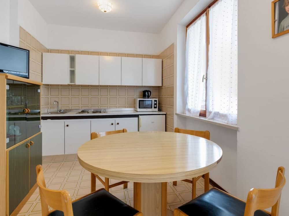 Belvilla by OYO Gianni B Four Plus One