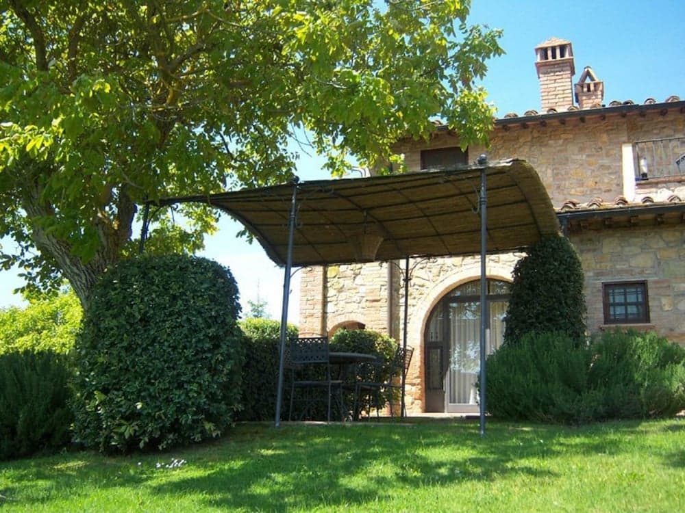 Romantic Escape in Tuscan