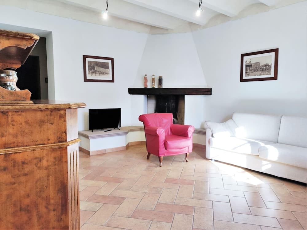 Holiday Home in Gambassi Terme With Terrace