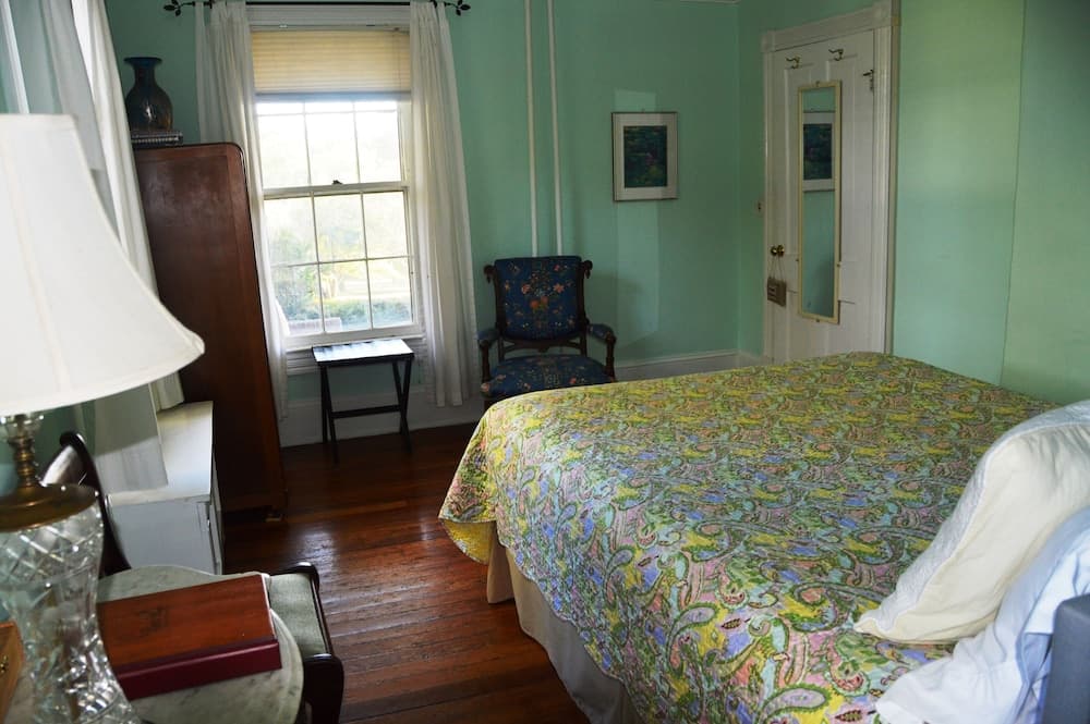 Briar Patch Bed & Breakfast Inn