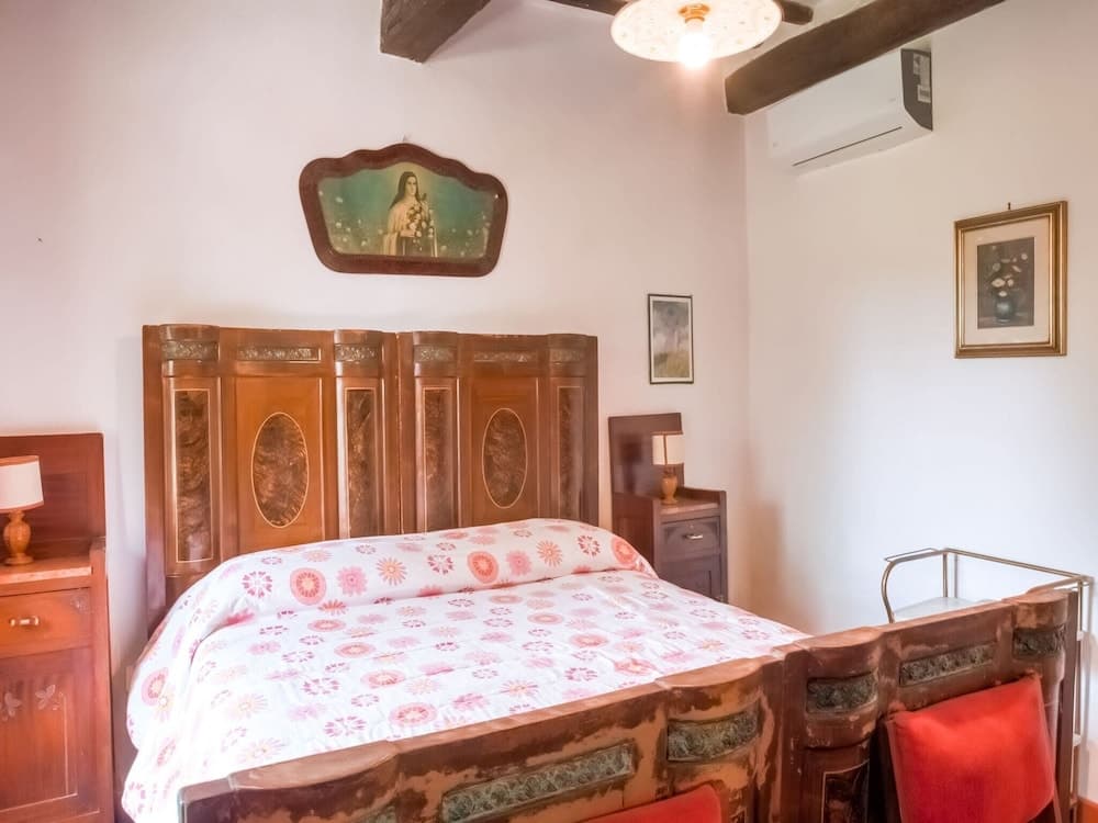 Holiday Home in Marciano Della Chiana With a Private Pool