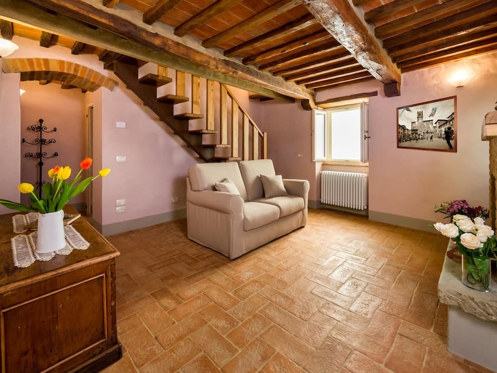 Rural Villa in Cortona With Private Swimming Pool