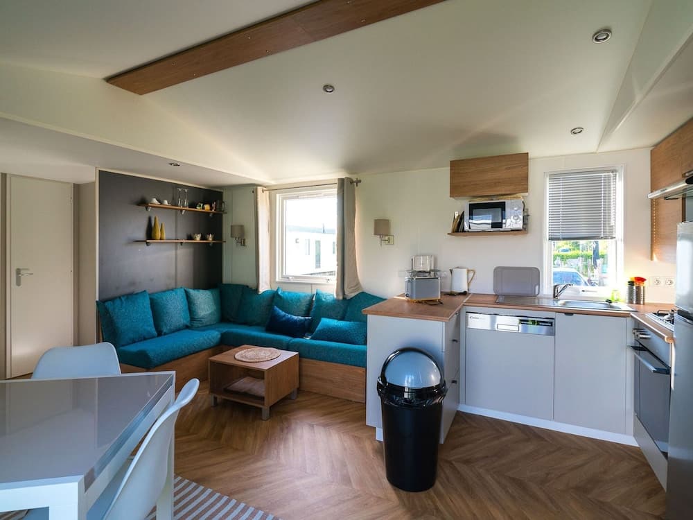 Chalet in Oostkapelle Near Beach & Pool