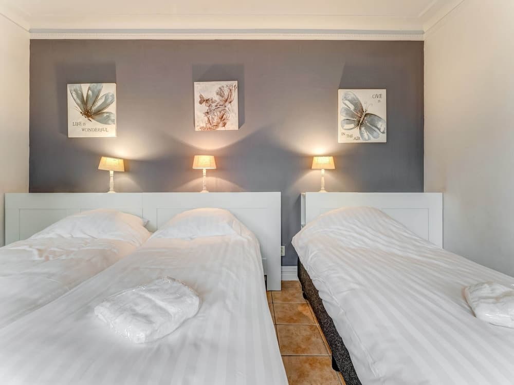 Atmospheric Apartment Near the Beach